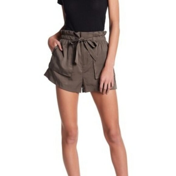 Socialite high waisted olive green shorts sz L - Picture 1 of 5